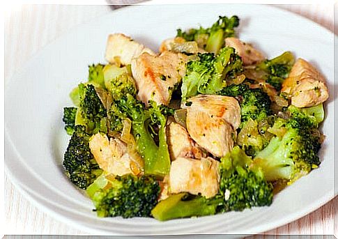 Recipes rich in calcium for the first trimester of pregnancy have broccoli as the main protagonist.