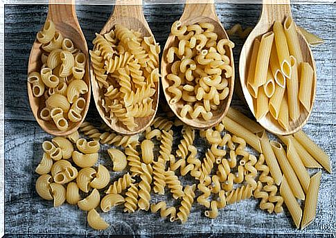 There are different types of pasta depending on its texture.