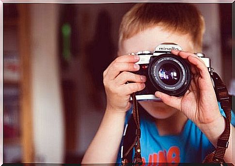 Photography courses for children awaken many skills in them.