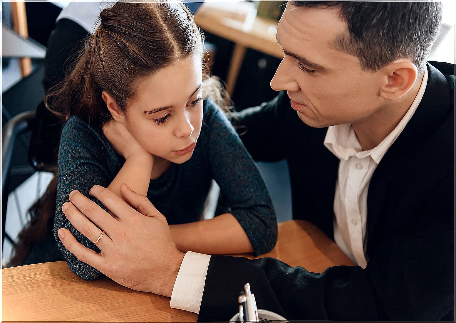 Father applying techniques for children to be decisive with his daughter.